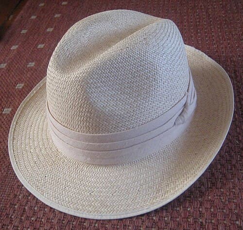 A pristine cream-white superfino Montecristi Panama hat showing the extraordinarily fine toquilla weave pattern